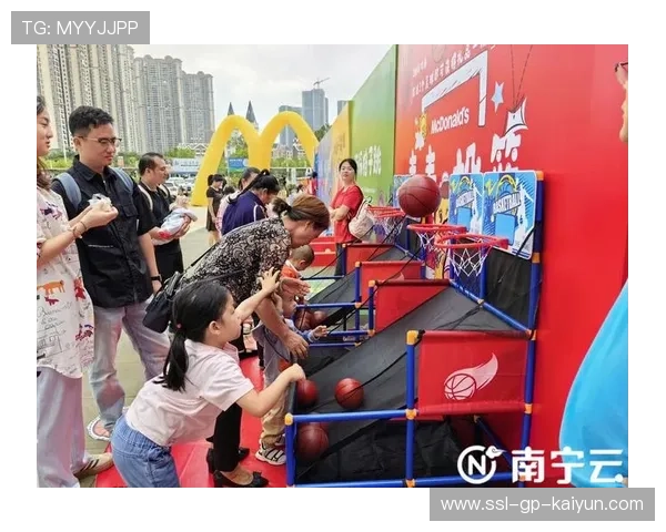 世界保龄球社区联赛打造城市亲子健身周品牌活动，亲子保龄球游戏